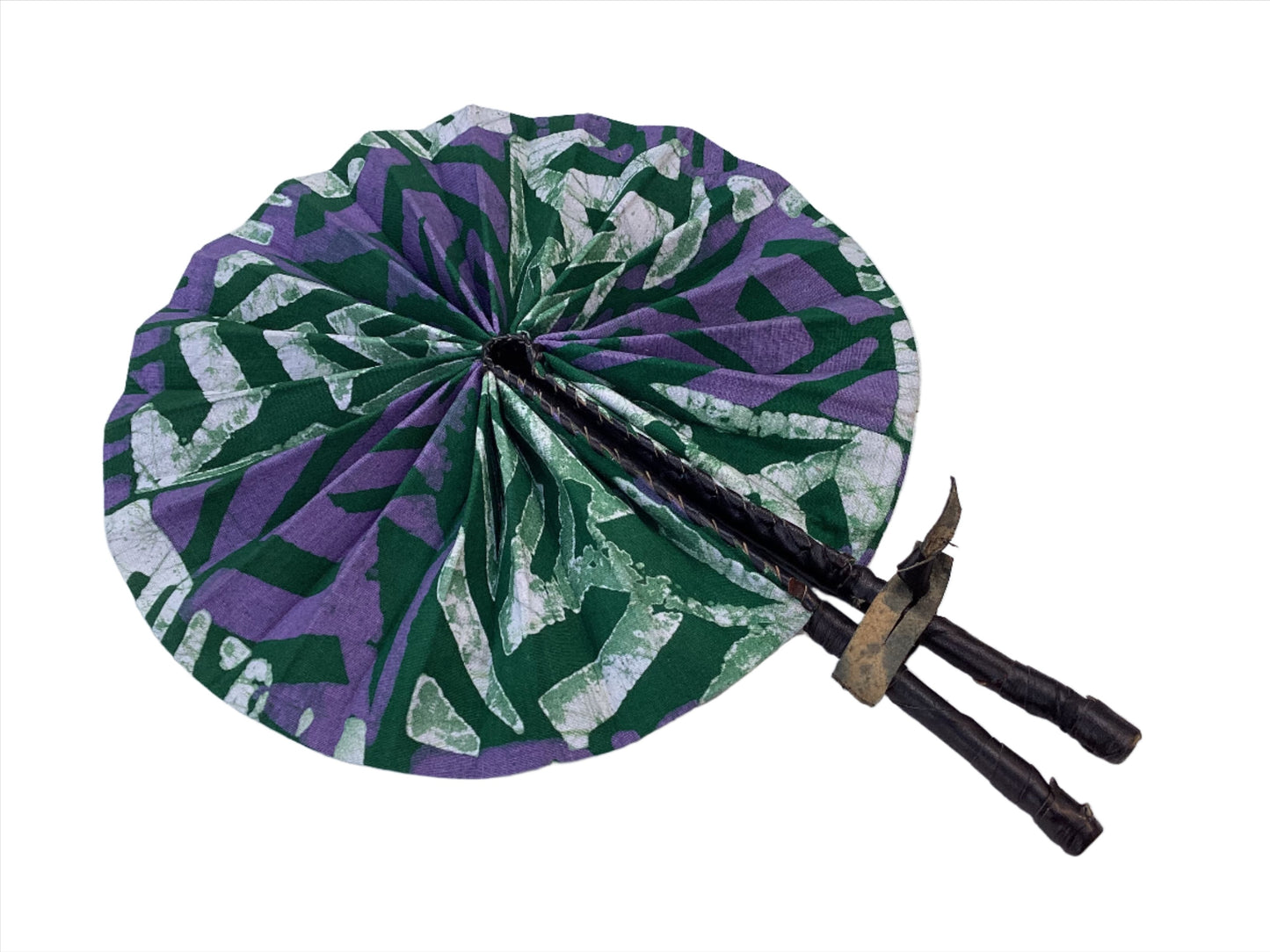 Abanico con estampado de cera africana, hecho a mano en Ghana