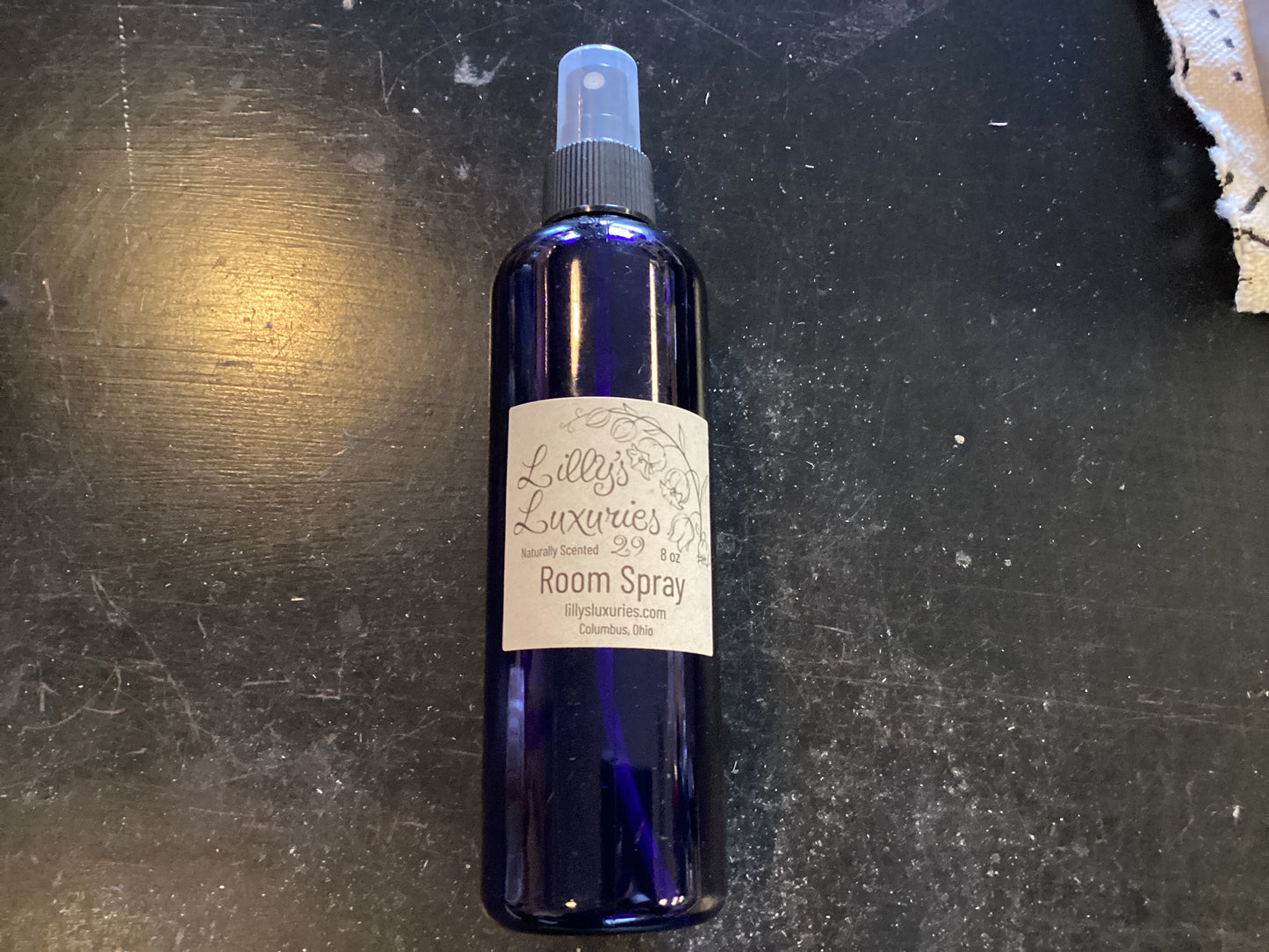 Lilly’s luxuries room spray 8 ounces