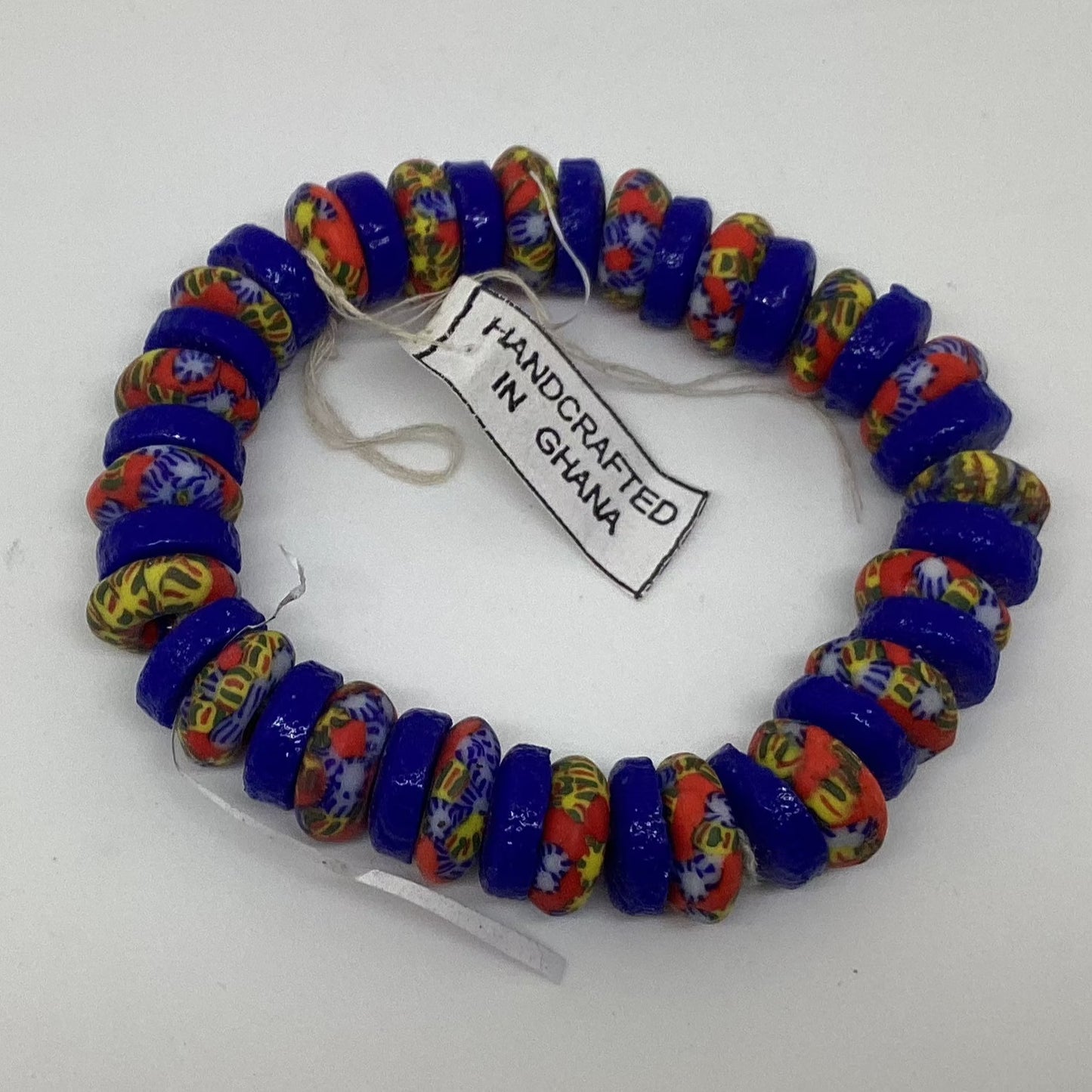 Pulsera elástica de cuentas de vidrio reciclado