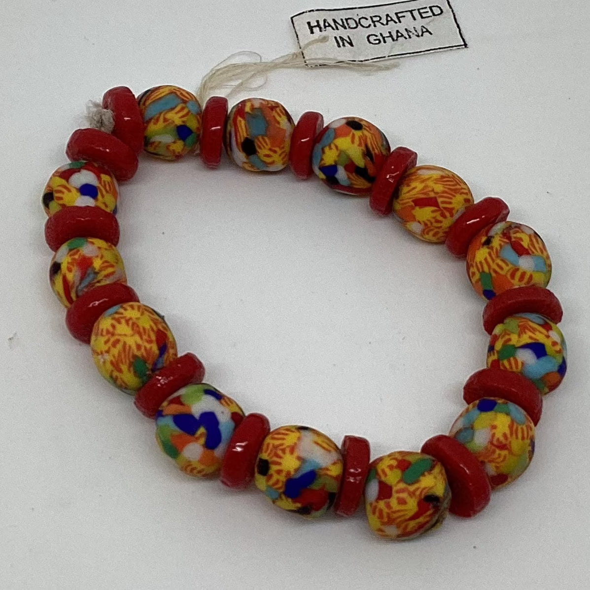 Pulsera elástica de cuentas de vidrio reciclado