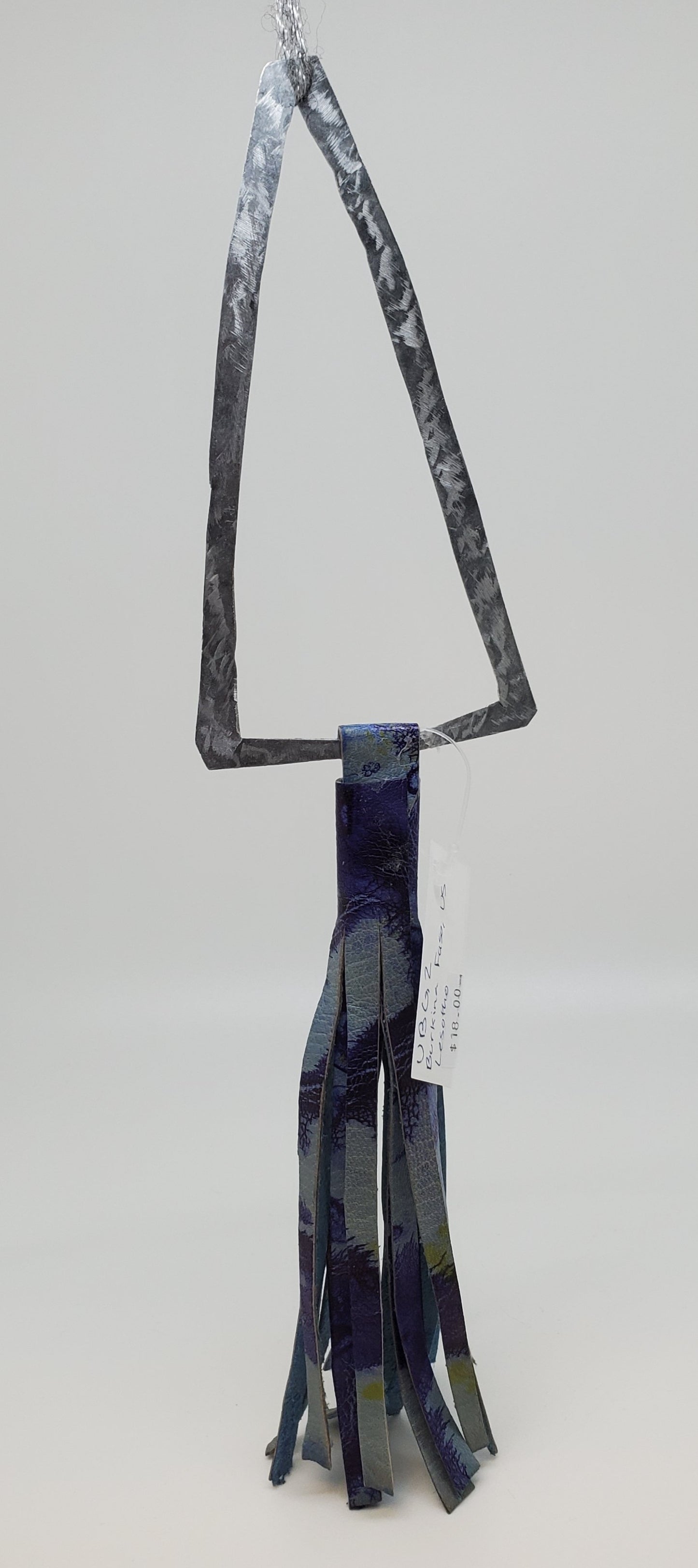 Adorno Triángulo de Cuero