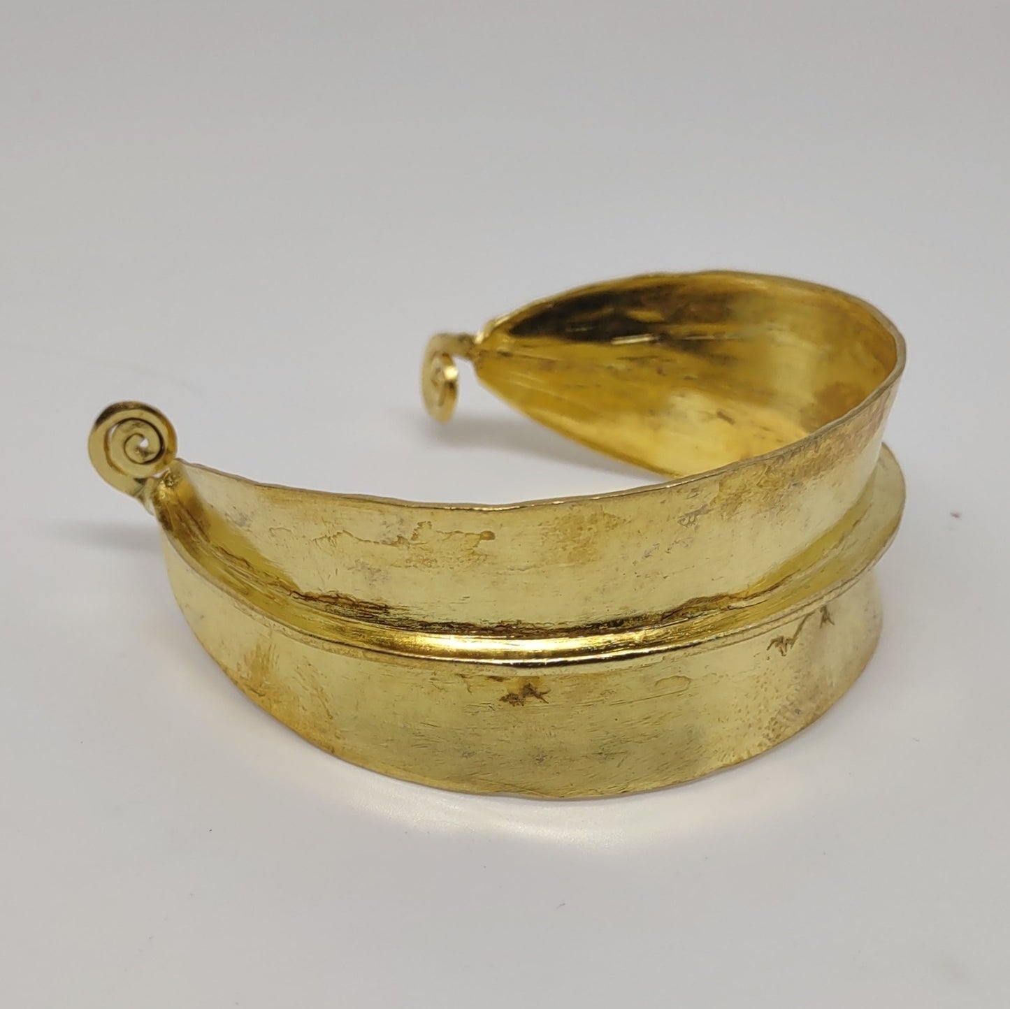 Brazalete Fulani chapado en oro