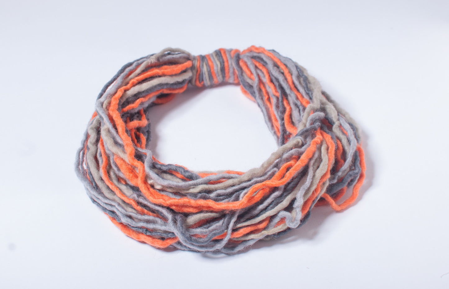 Mobo scarf necklace