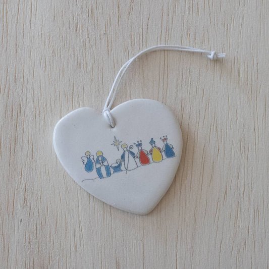 Adorno de Natividad en forma de corazón, cerámica