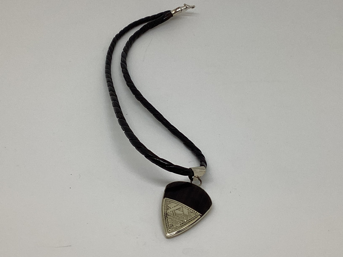 Tuareg ebony small pendant necklace