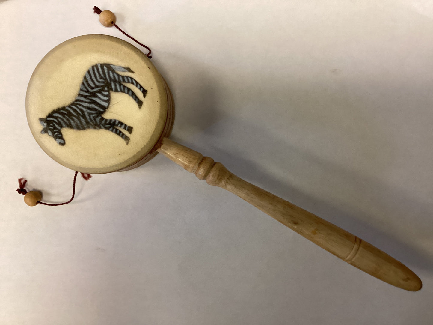 Hand twist drum