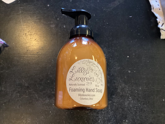 Lilly’s luxuries foaming hand soap 16 ounces