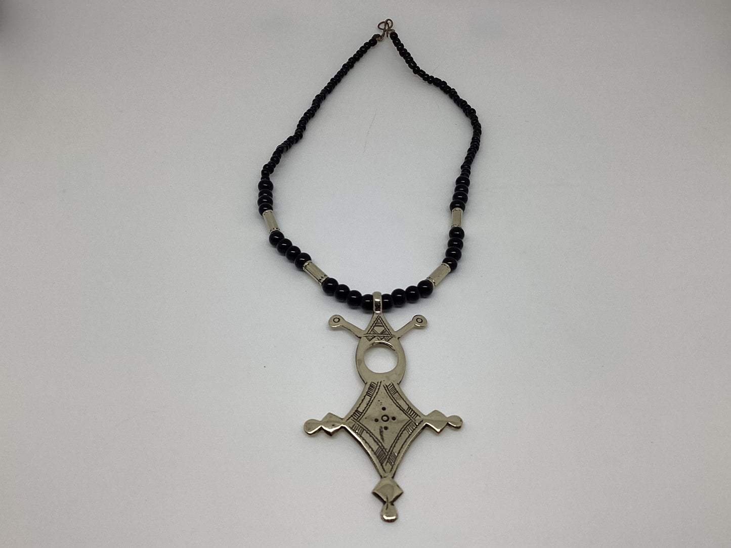 Collar cruz pequeña tuareg