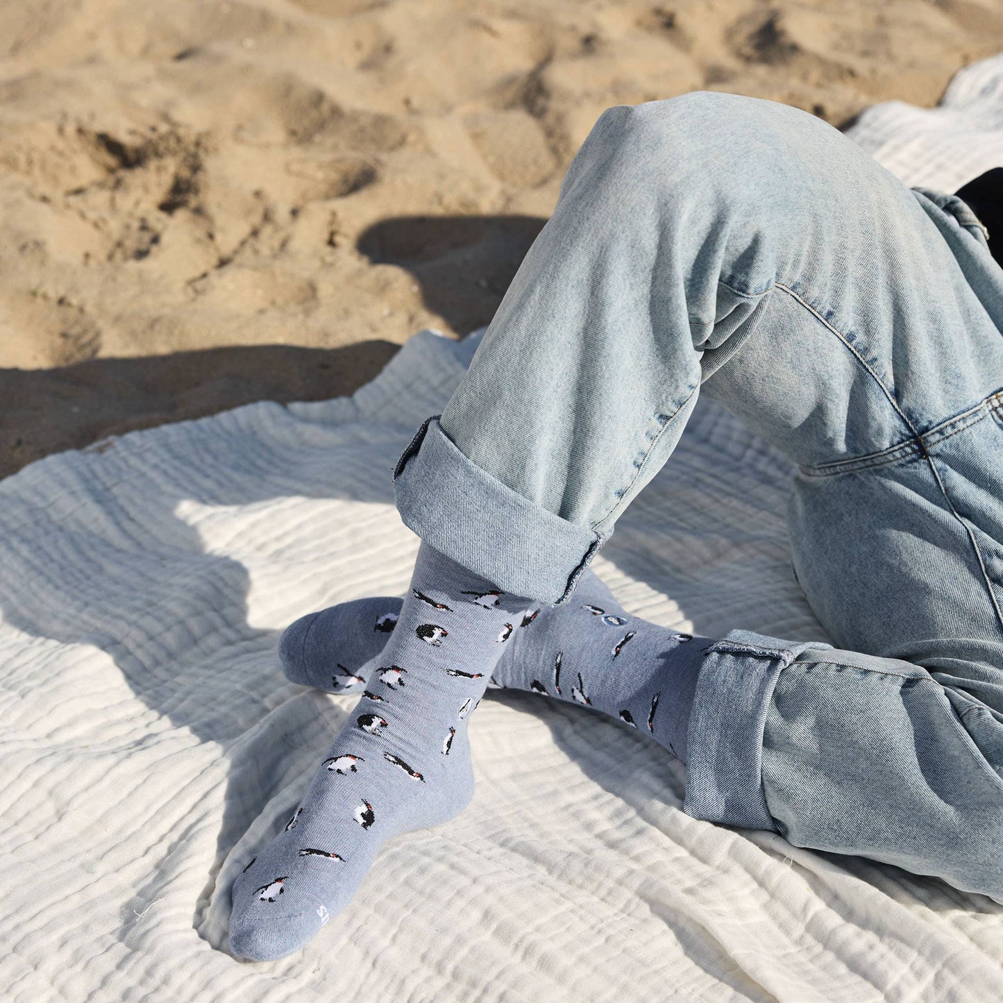 Socks that Protect Penguins (Blue Penguins): Medium