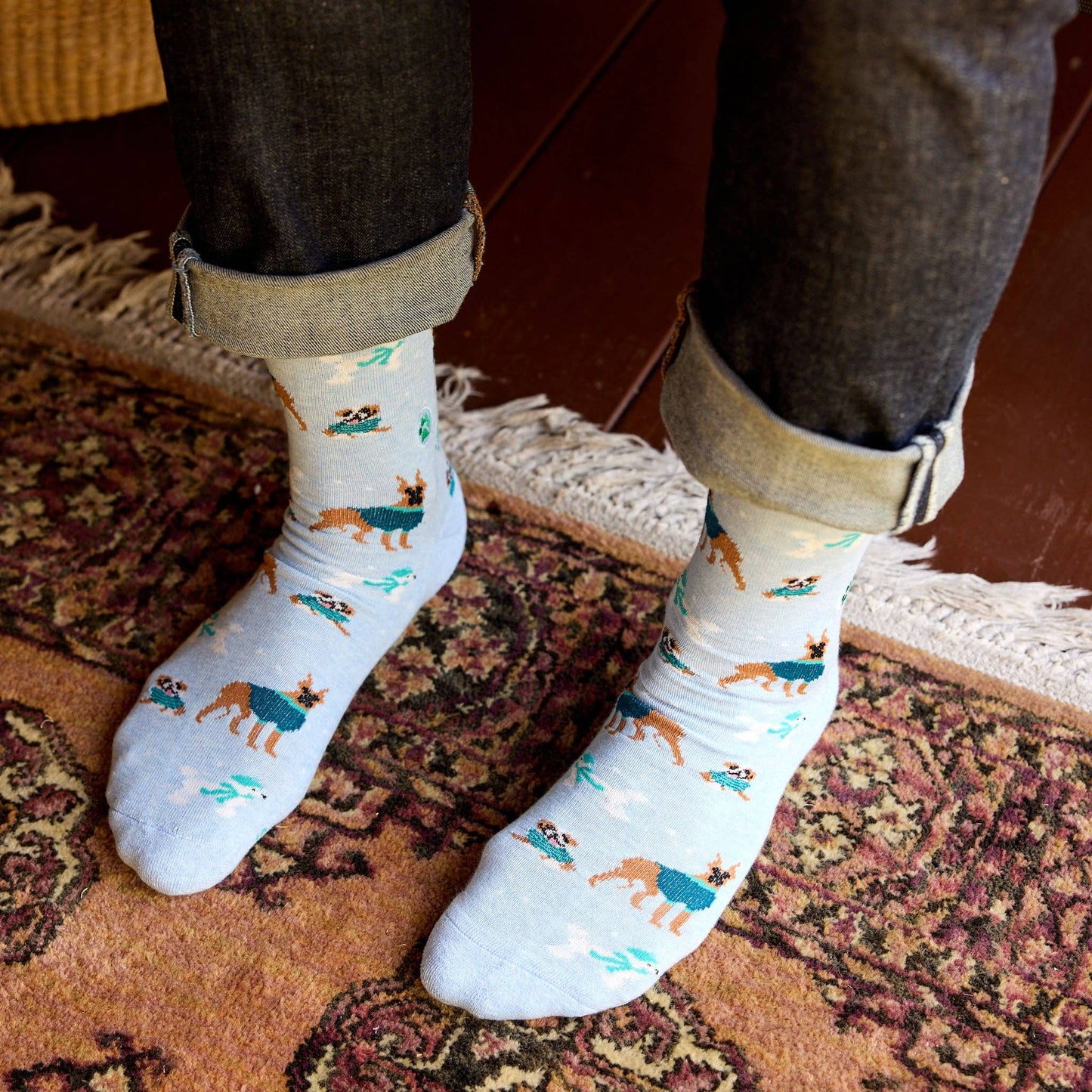 Socks that Save Dogs (Blue Dogs): Medium