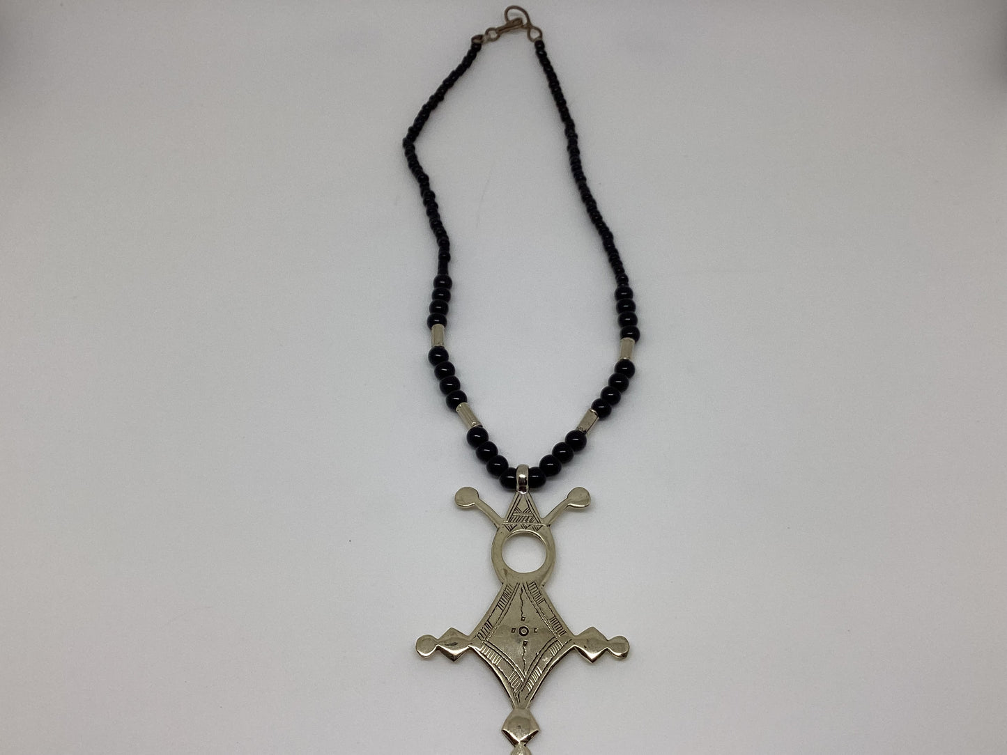 Collar cruz pequeña tuareg
