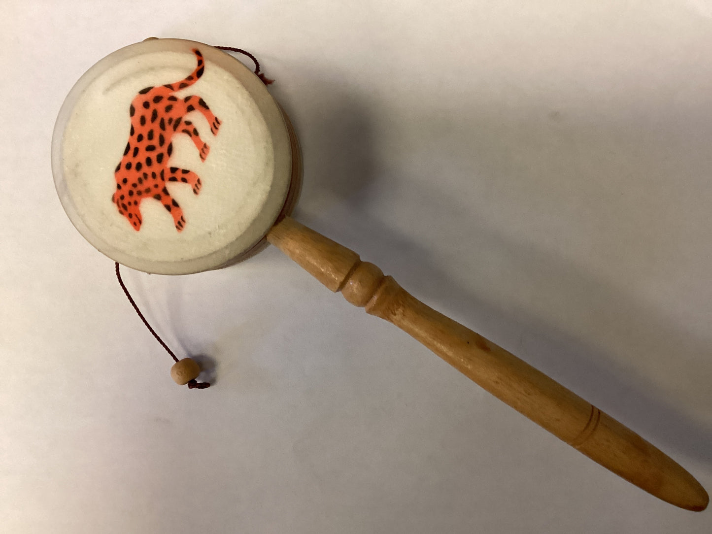 Hand twist drum