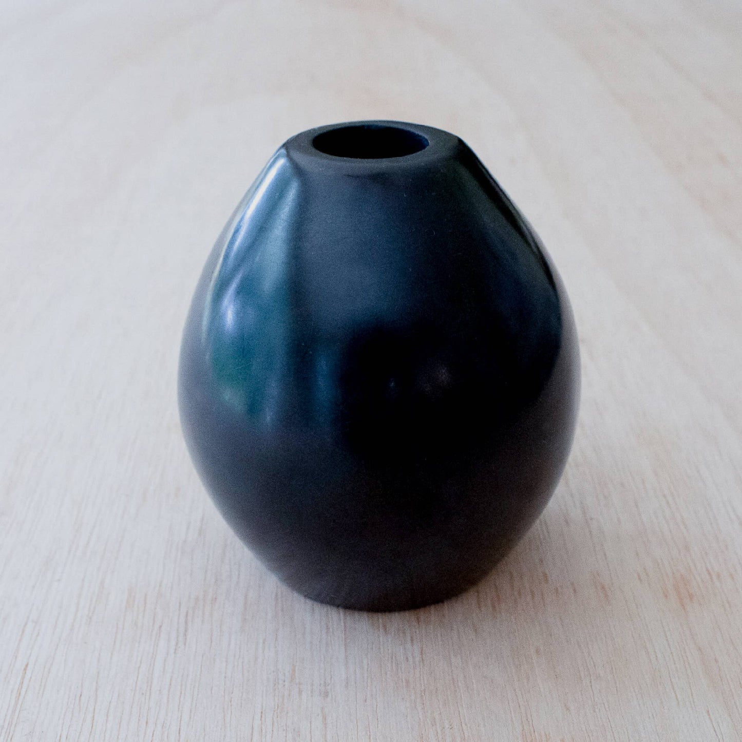 Black Egg Vase