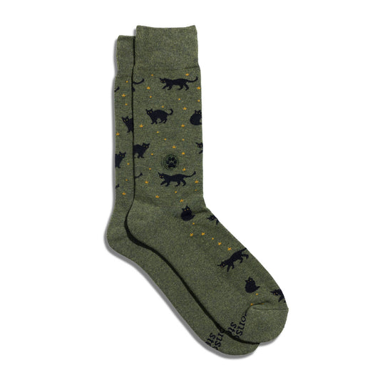 Socks that Save Cats | Green Cats - Gifts for Cat Lovers: Medium