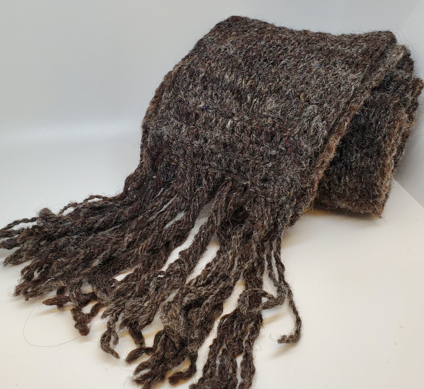 Sheep's wool hand knit scarf