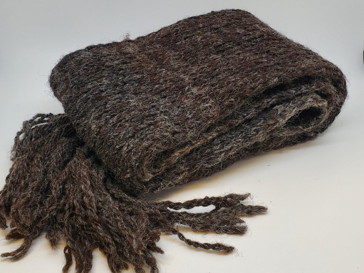 Sheep's wool hand knit scarf