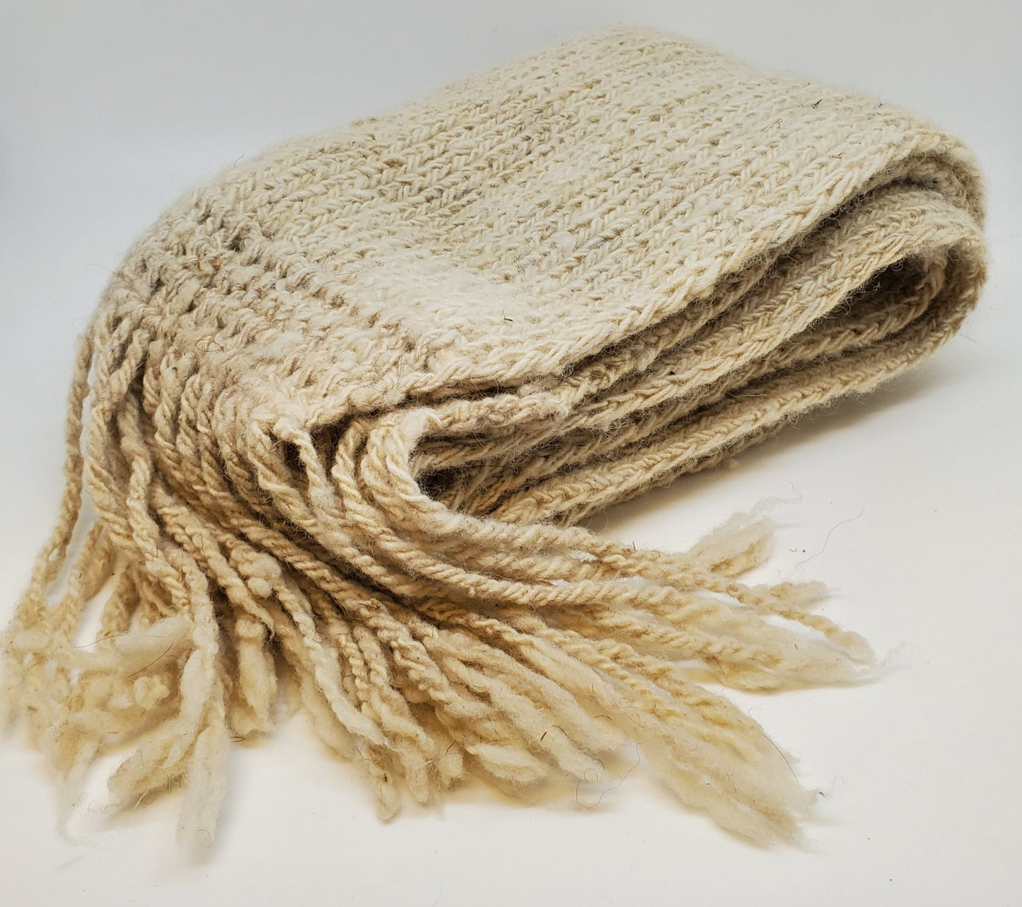 Sheep's wool hand knit scarf