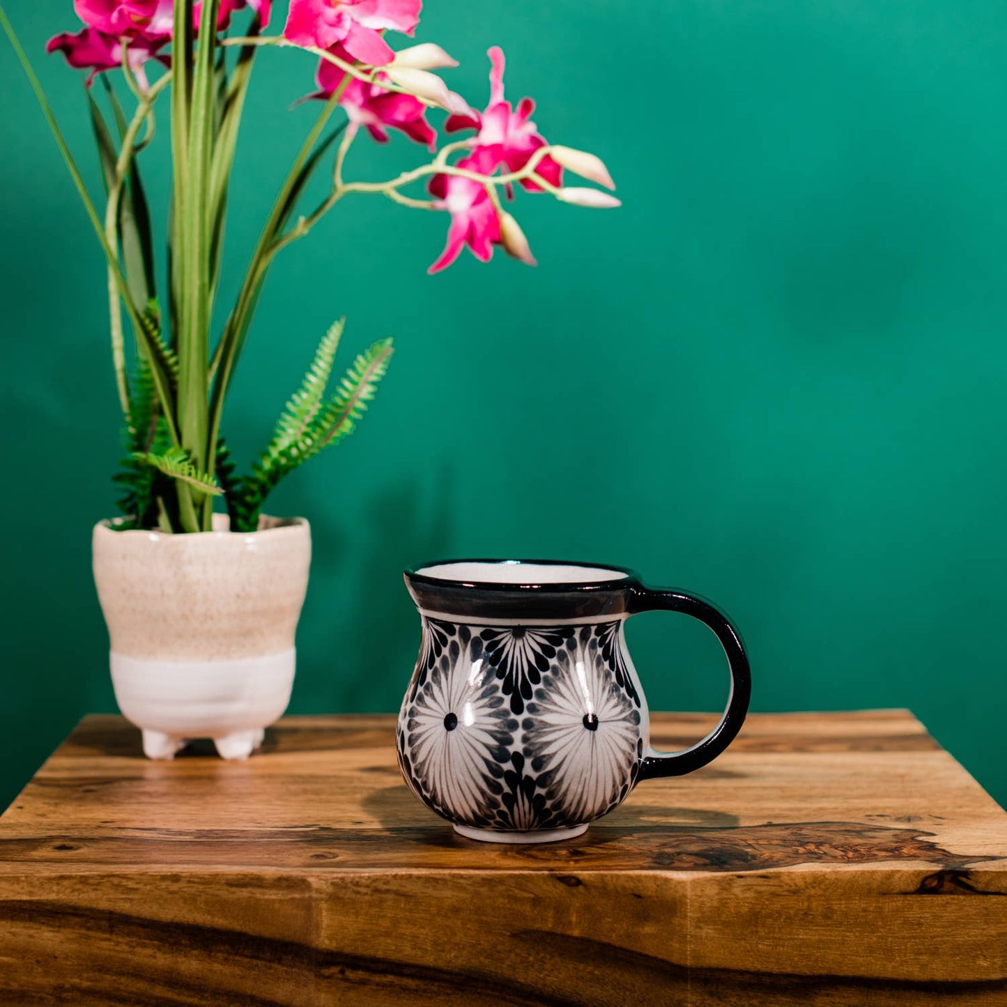 Taza de café gris