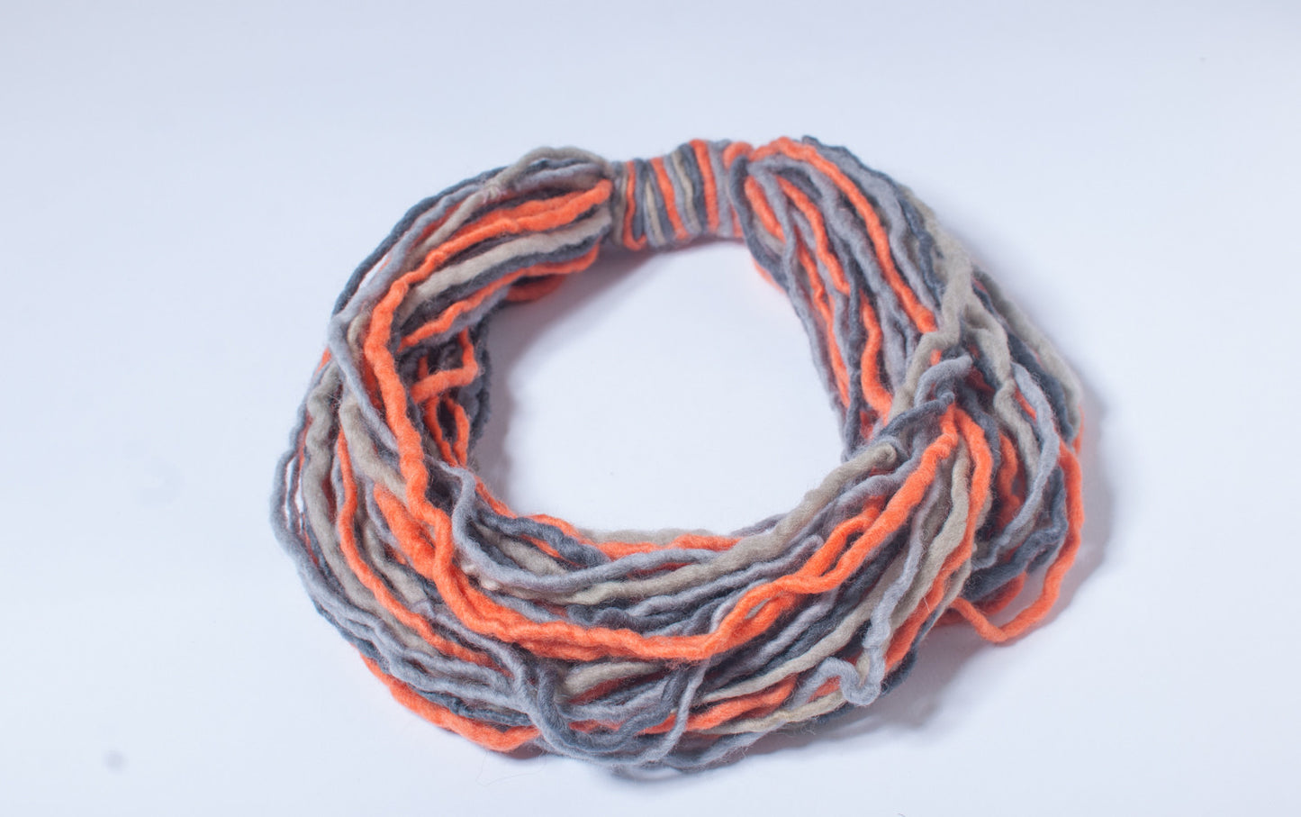 Mobo scarf necklace