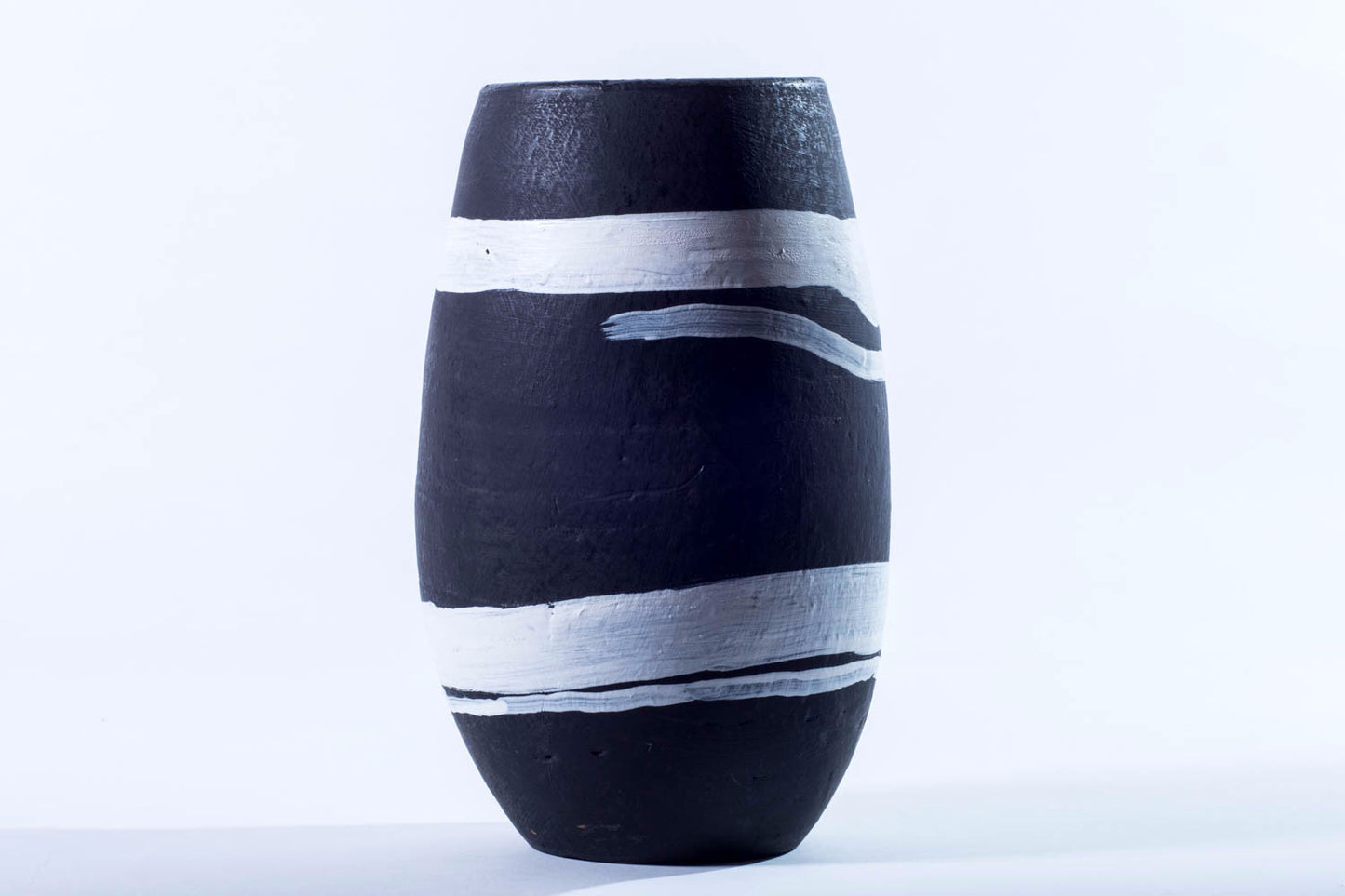 Matamiss Black and White Vase