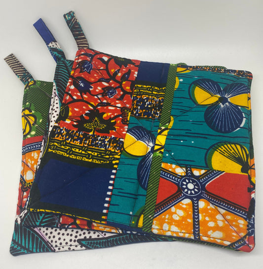 Agarradera acolchada con estampado africano y patchwork