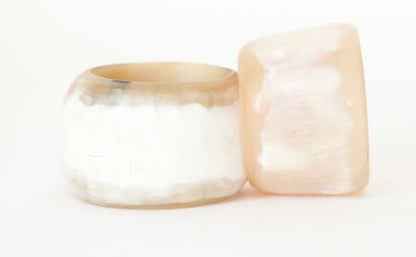 Servilleteros de cuerno recuperados